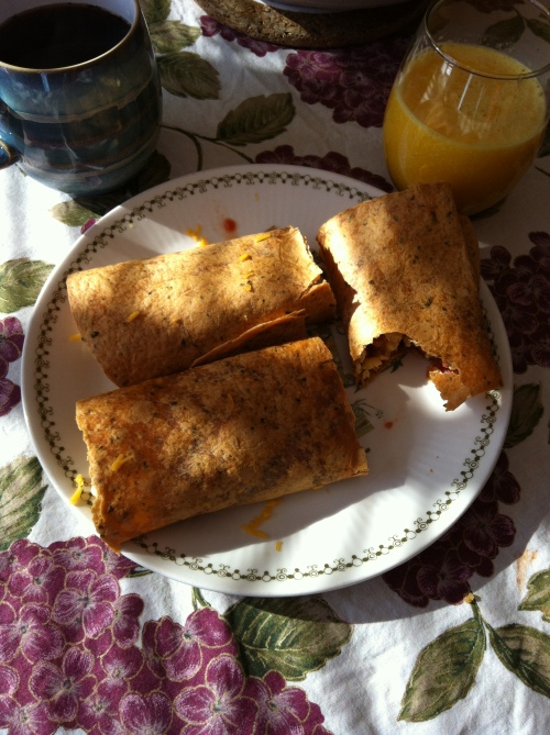 Egg and Salsa Breakfast Wraps
